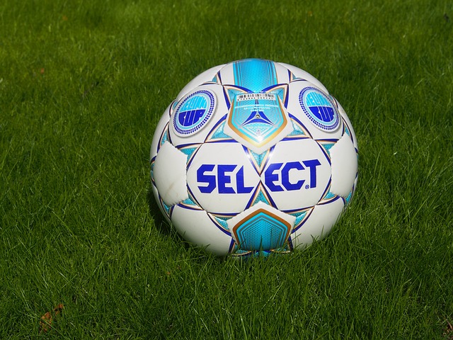 27场造18球！曼城24岁弃将闪耀欧冠，瓜帅大意了.